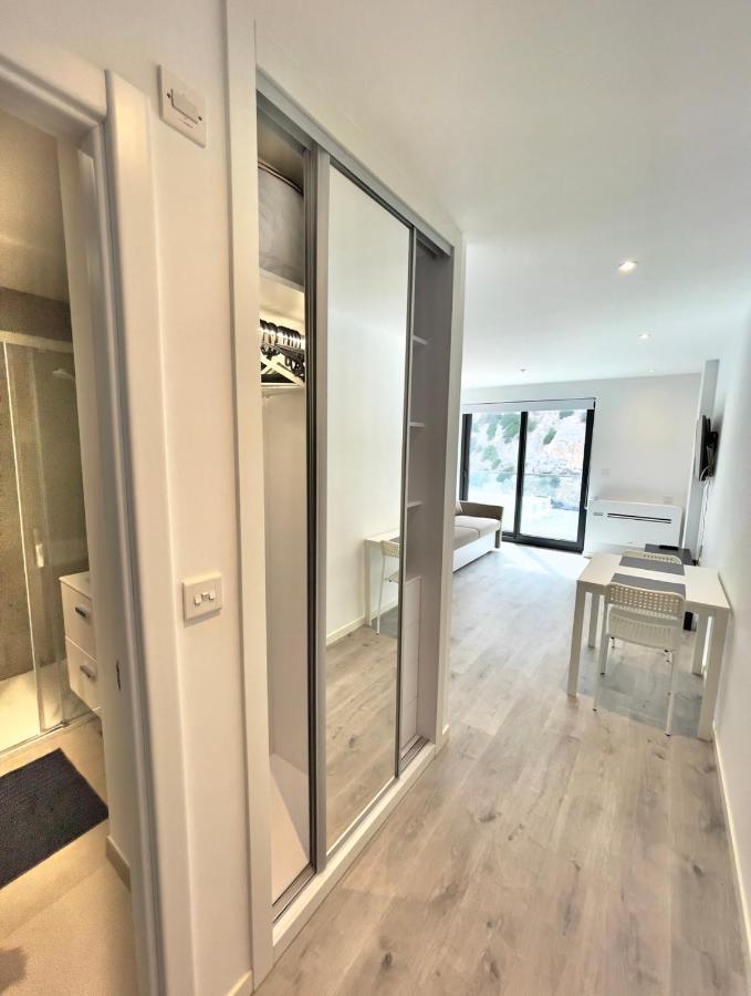 Holiday Studio Apartment Near The Beach And City Centre Gibilterra Esterno foto