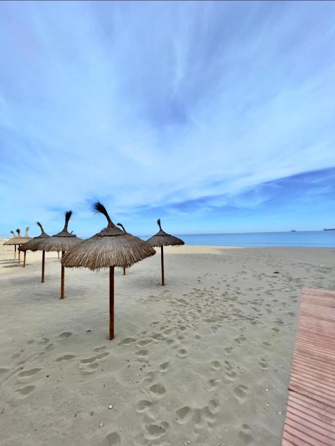 Holiday Studio Apartment Near The Beach And City Centre Gibilterra Esterno foto